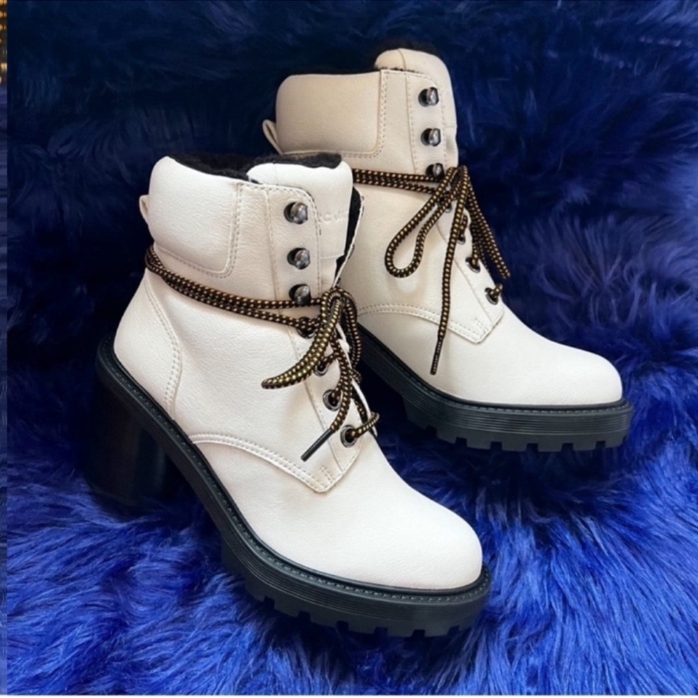 New! MARC JACOBS Crosby Square Heel
Toe Leather Platform Hiking Boots - Picture 11 of 14